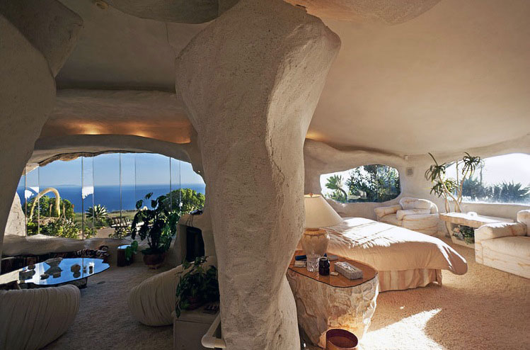 White-Plastered-Walls-of-this-Cave-Flintstone-House