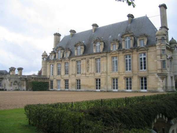 chateau-anet