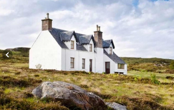 Image source: http://www.homesandproperty.co.uk/luxury/selfsufficient-scottish-island-for-sale-completely-off-the-grid-tanera-mor-comes-with-24hour-a105361.html#gallery