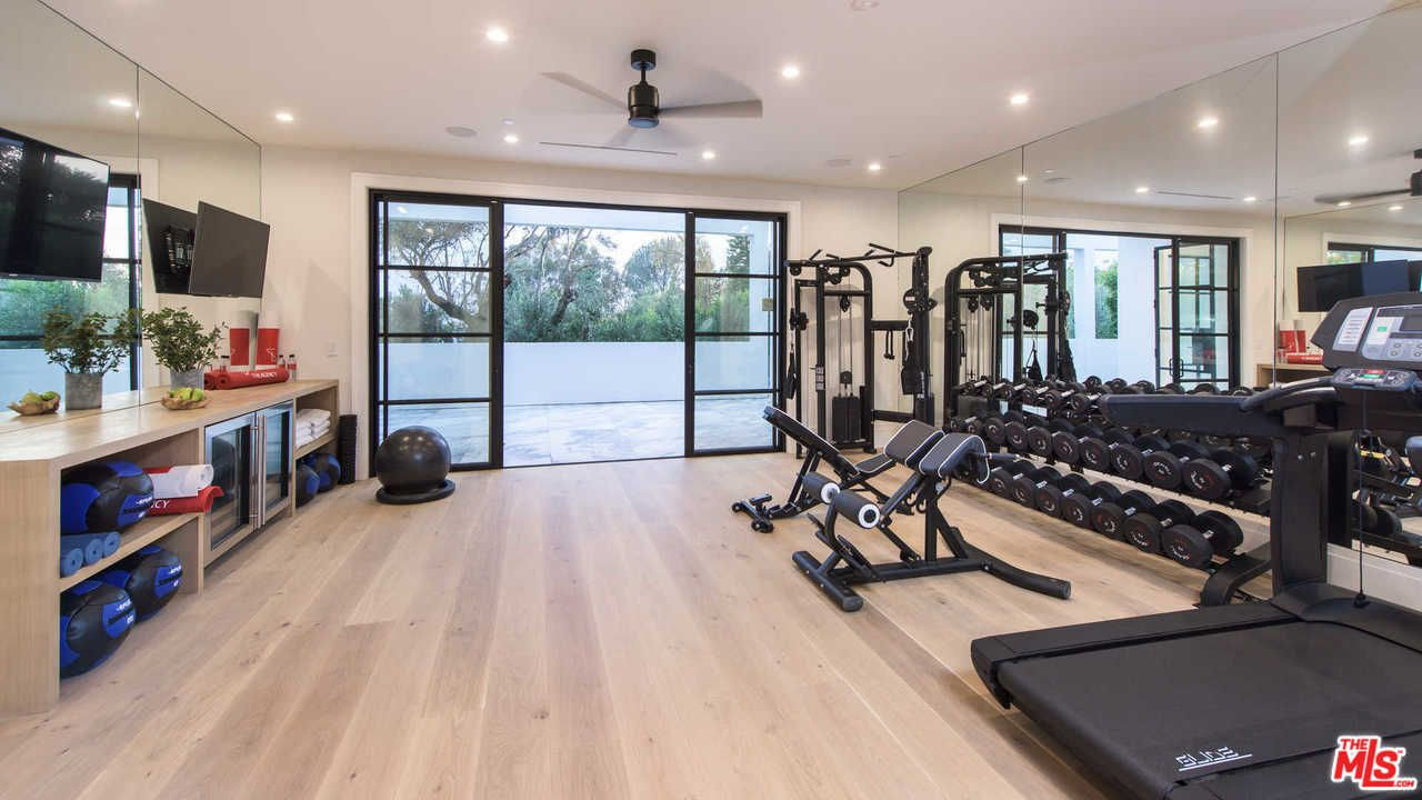 combination living room home gym