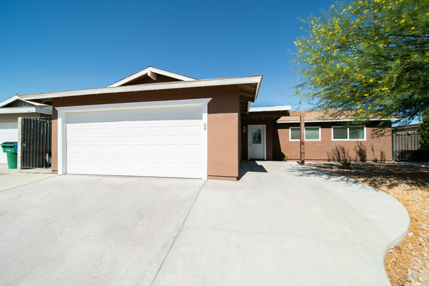 Why an Attached Garage is a Smart Home Investment